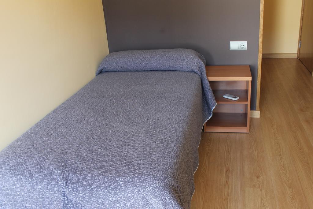 Hostal Cal Siles El Prat de Llobregat Extérieur photo