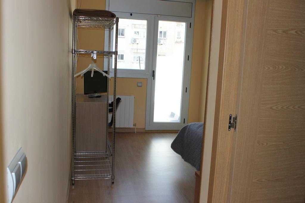 Hostal Cal Siles El Prat de Llobregat Extérieur photo
